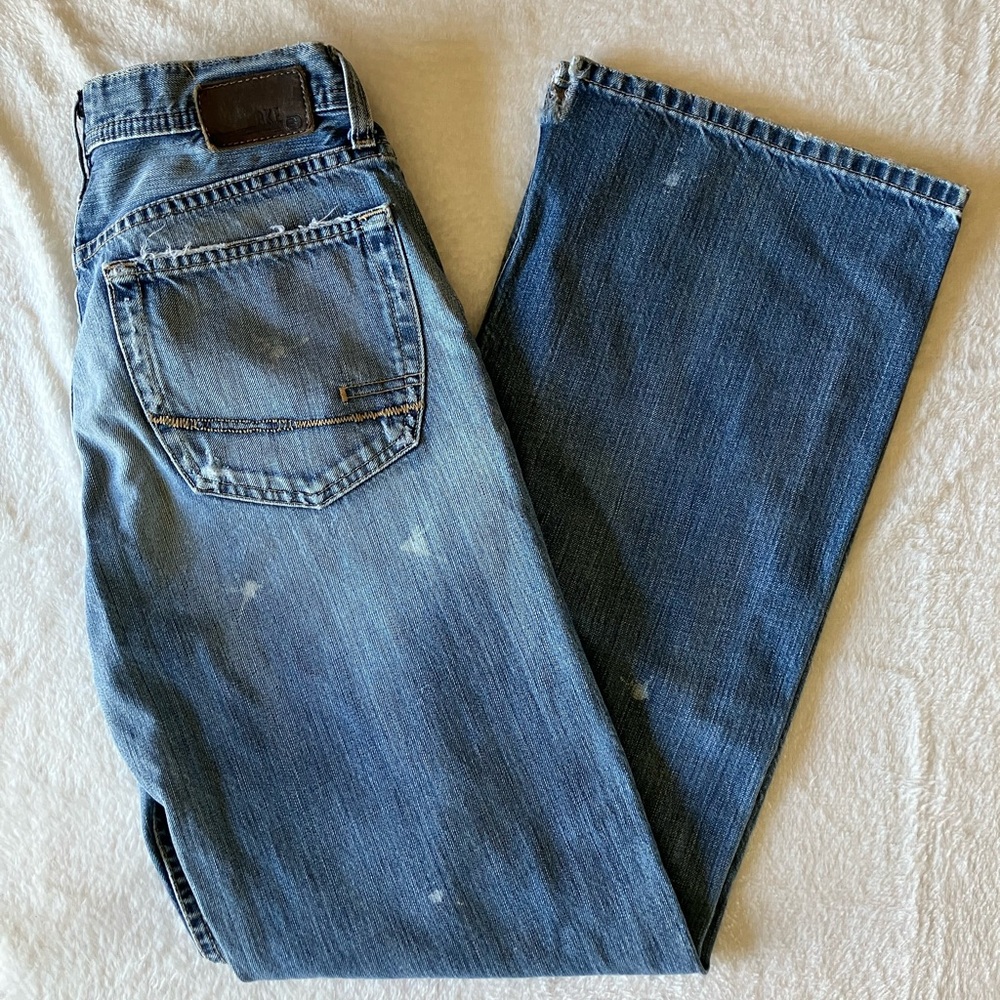 BKE Tyler Distressed Jeans - Picture 3 of 10
